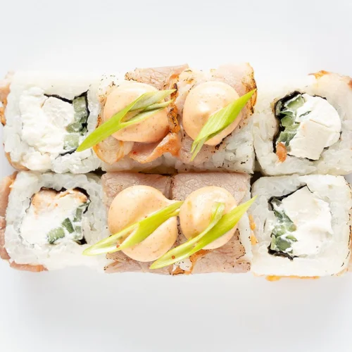 Ролл опаленный с беконом