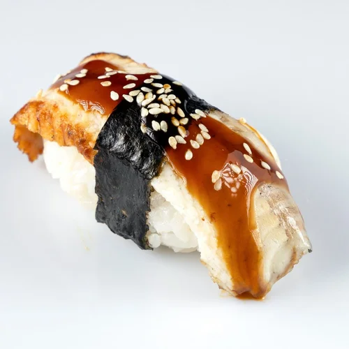 Суши с угрем