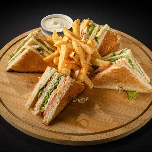 Клаб-сэндвич с курицей