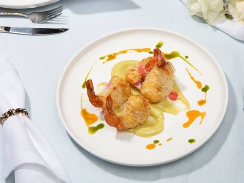 Креветки в соусе катаифи